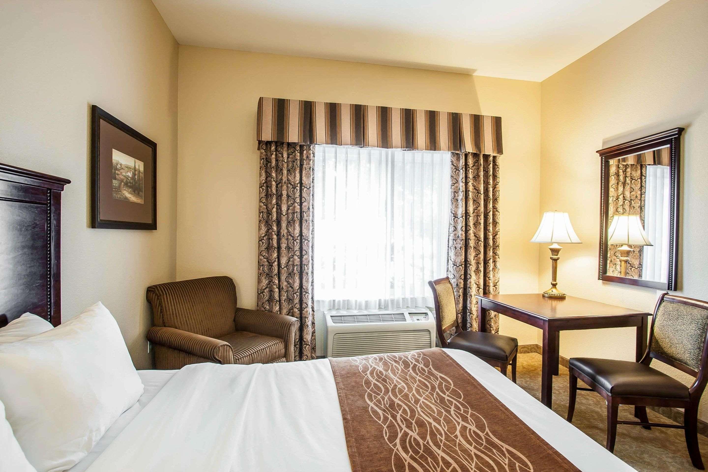 Comfort Inn & Suites Mcminnville Wine Country Zewnętrze zdjęcie